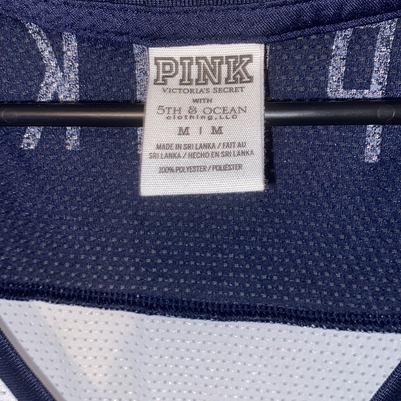 Victoria’s Secret Pink Pitt short sleeve T-shirt V-neck jersey style - Picture 6 of 7